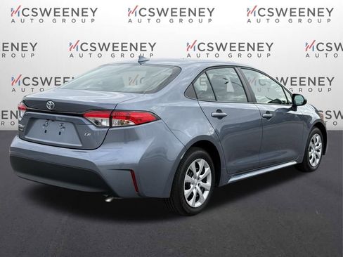 Used 2025 Toyota Corolla LE image 5