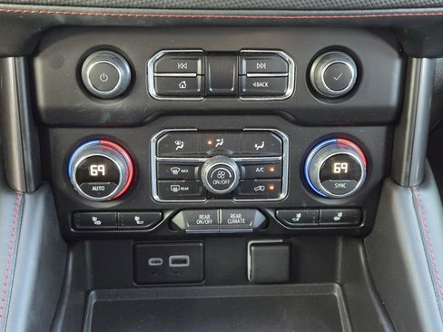 Used 2024 Chevrolet Tahoe RST w/ Luxury Package image 28