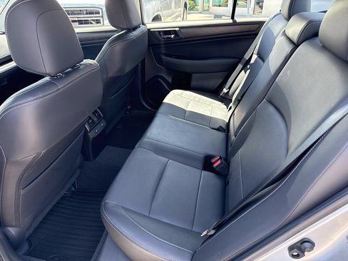 Used 2017 Subaru Legacy 2.5i Limited w/ Popular Package #4 AWD/4WD image 16