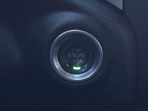 Used 2025 Chevrolet Silverado 2500 Custom w/ Custom Value Package image 22