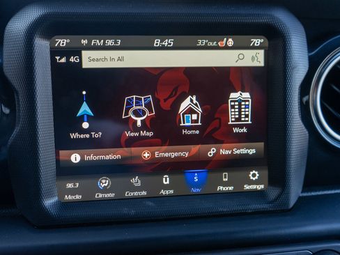 Used 2023 Jeep Wrangler Unlimited Sahara image 18