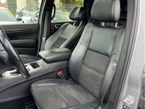 Used 2021 Jeep Grand Cherokee Laredo X image 6