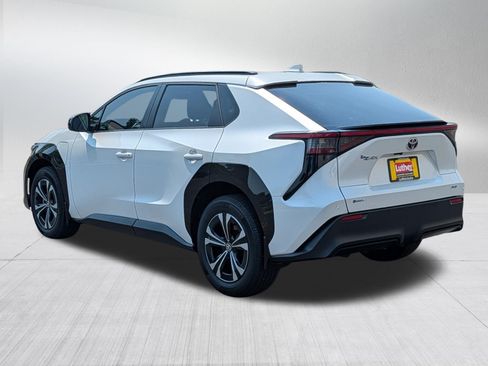 Used 2024 Toyota bZ4X AWD w/ Weather Package image 5
