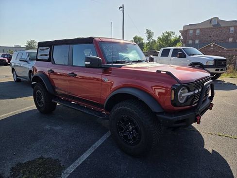 Used 2022 Ford Bronco Wildtrak AWD/4WD image 3