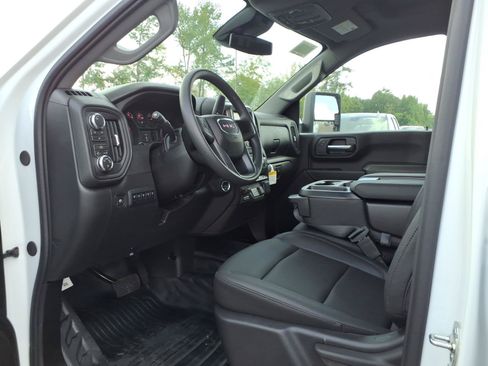 New 2026 GMC Sierra 2500 Pro AWD/4WD image 22