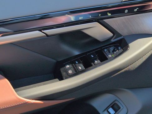 New 2026 BMW 530i RWD image 12