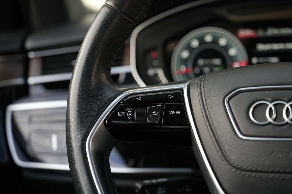Used 2021 Audi A8 L 4.0T AWD/4WD image 55