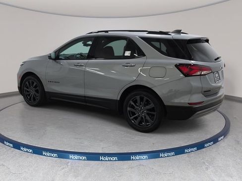 Used 2023 Chevrolet Equinox RS FWD image 8