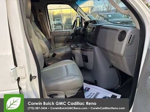 Used 2014 Ford E-250 and Econoline 250 image 20