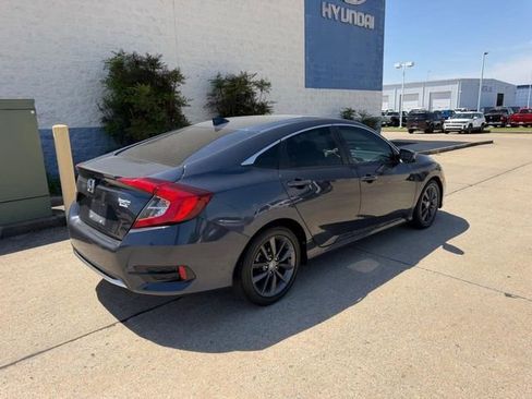 Used 2021 Honda Civic EX image 3