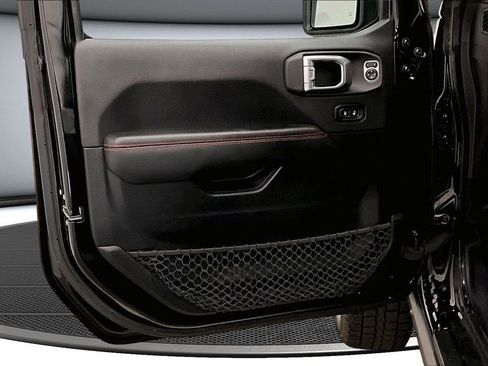 Used 2020 Jeep Gladiator Rubicon w/ Uconnect 4C Nav & Sound Group AWD/4WD image 21