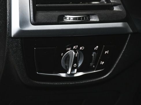 Used 2022 BMW X3 xDrive30i w/ Convenience Package image 16