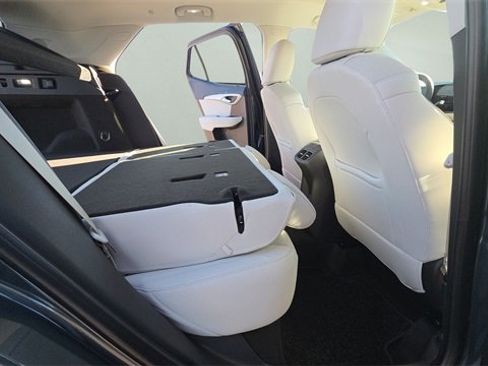 New 2026 Buick Envision Avenir image 21