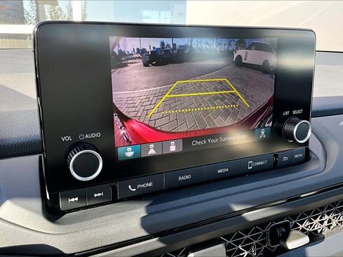 Used 2023 Honda Accord EX image 21