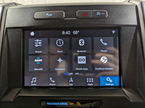 Used 2019 Ford F150 XLT w/ Equipment Group 302A Luxury AWD/4WD image 28