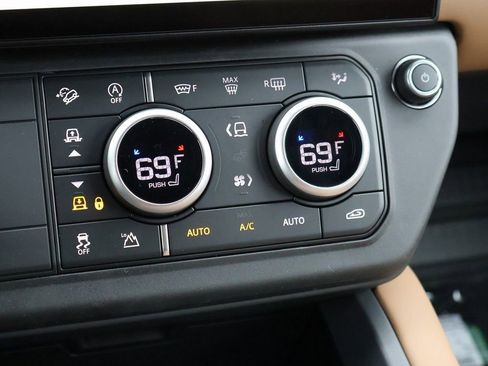 New 2026 Land Rover Defender 110 S image 26