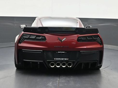 Used 2017 Chevrolet Corvette Grand Sport w/ Carbon Flash Badge Package RWD image 4