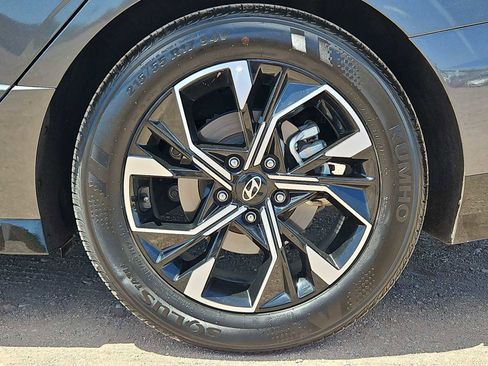 Certified 2025 Hyundai Sonata SEL FWD image 13