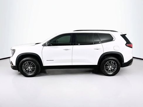Used 2025 GMC Acadia Elevation image 3
