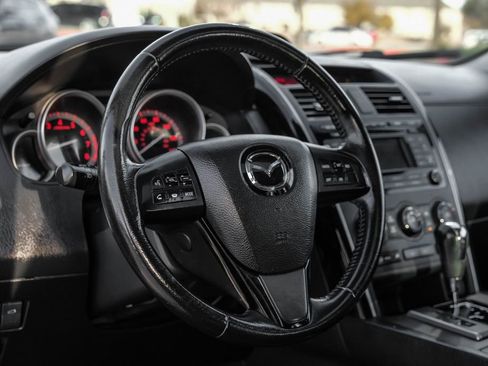 Used 2012 MAZDA CX-9 Touring w/ Moonroof & Bose Audio Pkg image 12