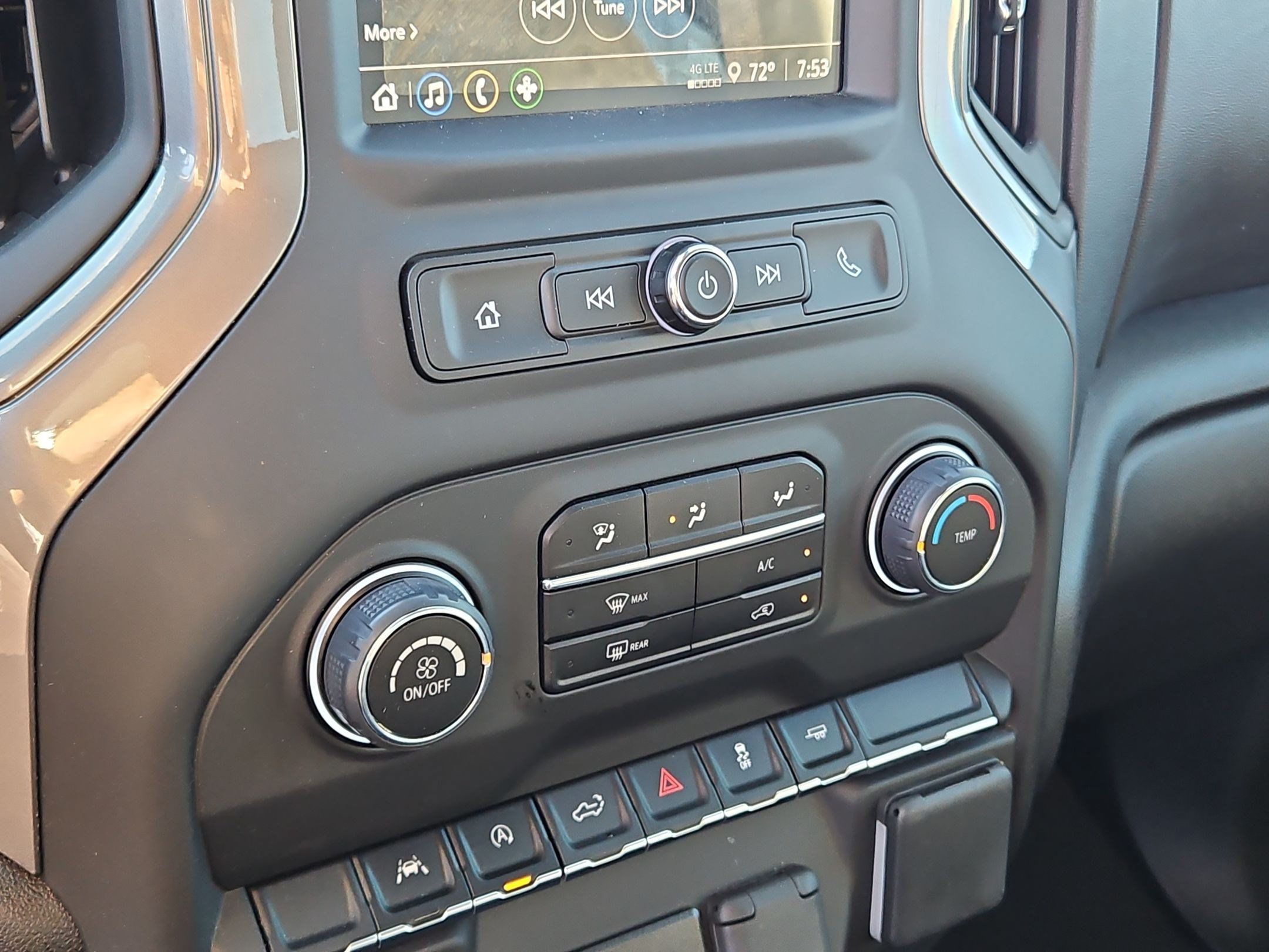 Used 2025 Chevrolet Silverado 1500 Custom RWD image 20