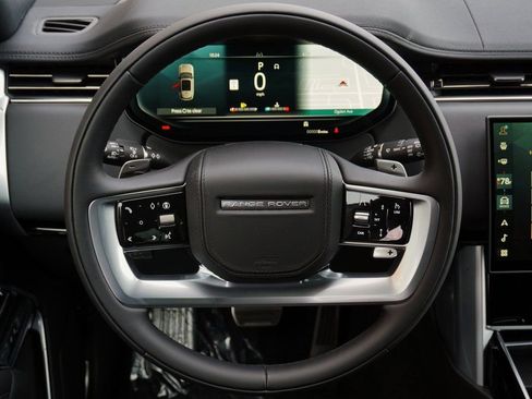 New 2026 Land Rover Range Rover SE AWD/4WD image 17