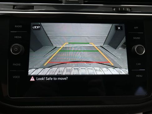 Used 2023 Volkswagen Tiguan SE image 20