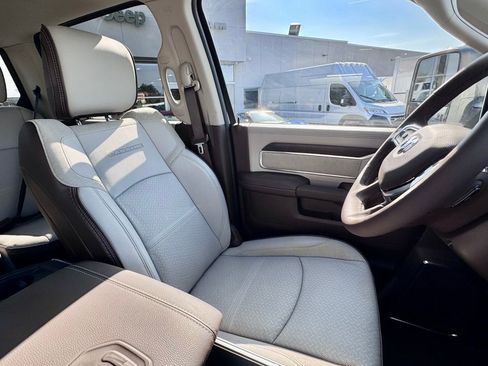 New 2025 RAM 2500 Laramie w/ Towing Technology Group image 20