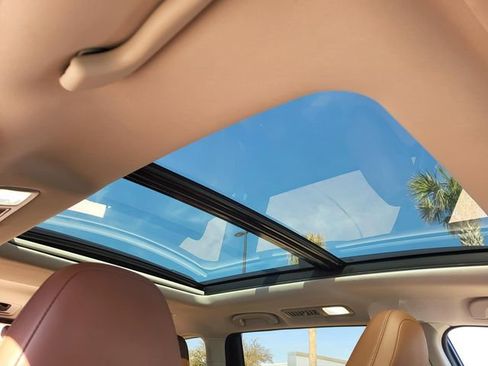 Used 2023 Subaru Ascent Touring image 10