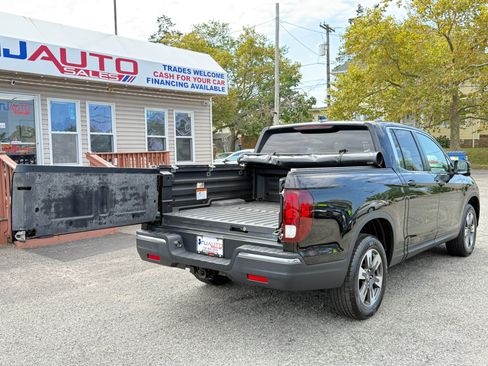 Used 2018 Honda Ridgeline RTL-T image 36