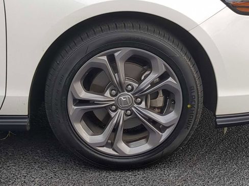 Used 2023 Honda Accord EX image 10