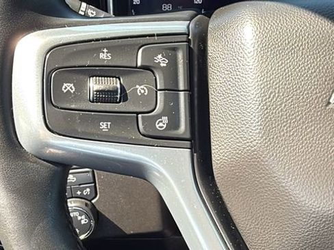 Used 2025 Chevrolet Silverado 1500 LT AWD/4WD image 16