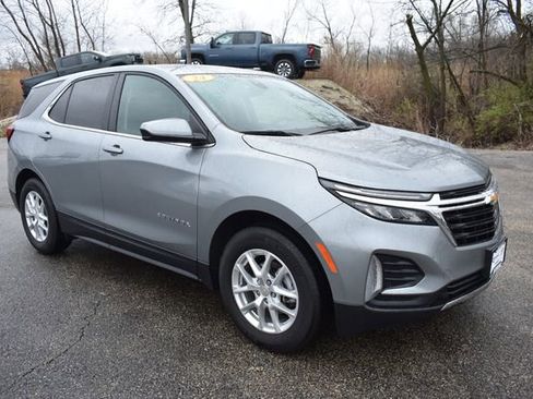 Certified 2024 Chevrolet Equinox LT w/ LPO, Floor Liner Package image 10