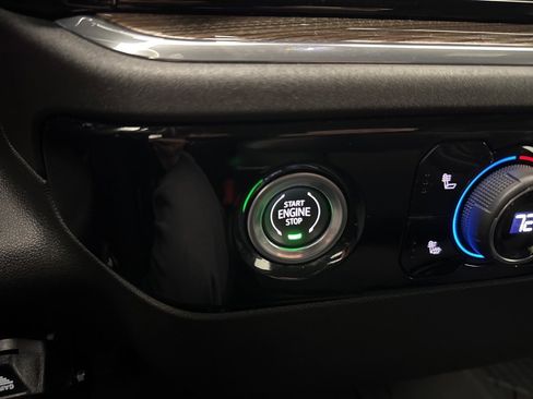 Used 2023 Chevrolet Silverado 1500 RST image 36