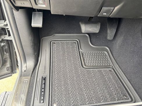 New 2025 RAM 2500 Limited image 25