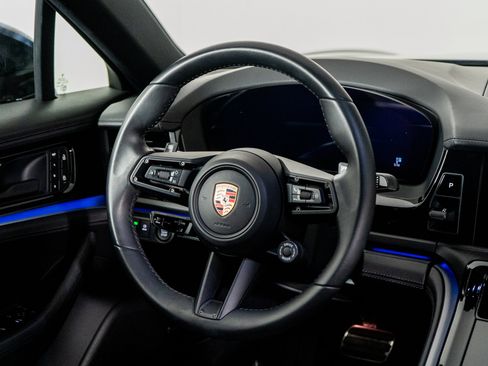 Used 2025 Porsche Panamera 4 image 53