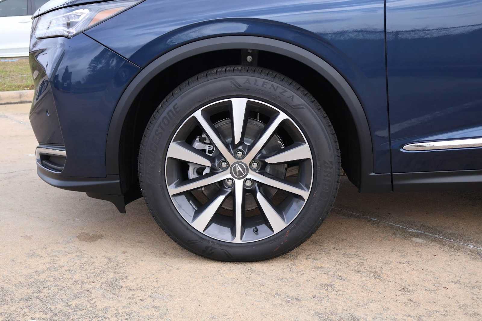 Used 2026 Acura MDX w/ Technology Package FWD image 8