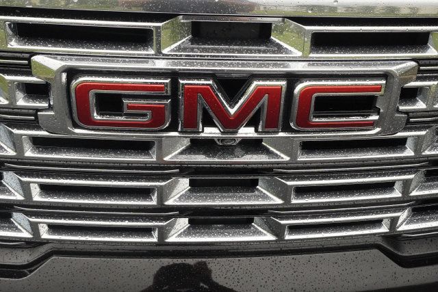 Used 2025 GMC Acadia Denali w/ Super Cruise Package FWD image 42