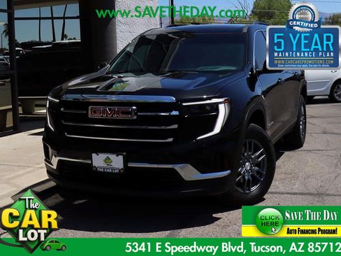 Used 2025 GMC Acadia Elevation FWD image 1