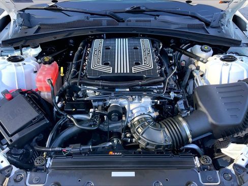 Used 2022 Chevrolet Camaro ZL1 image 59