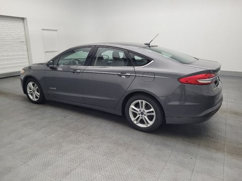 Used 2018 Ford Fusion S image 3