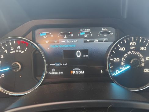 Used 2019 Ford F150 Platinum w/ Equipment Group 701A Luxury image 26