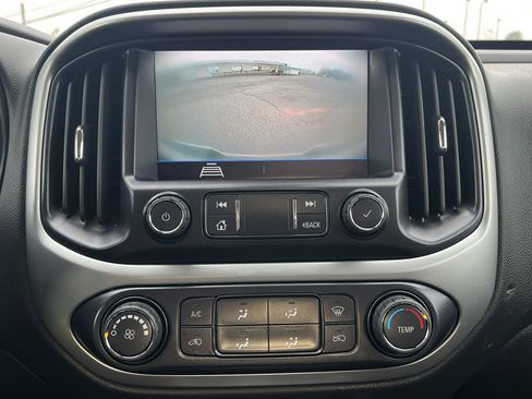 Used 2022 Chevrolet Colorado LT w/ Fleet Safety Package image 3