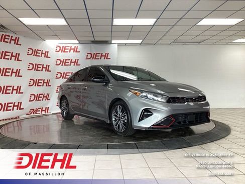 Certified 2022 Kia Forte GT-Line FWD image 1