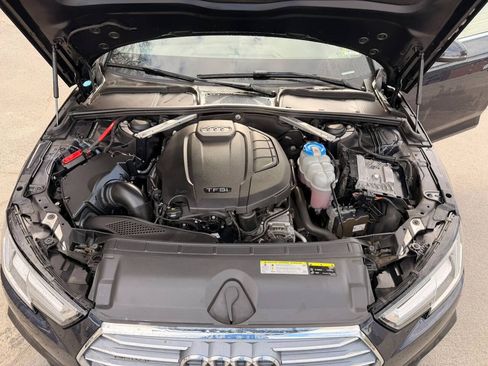 Used 2018 Audi A4 2.0T Premium Plus AWD/4WD image 5