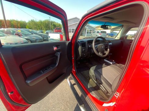 Used 2006 HUMMER H3 image 21
