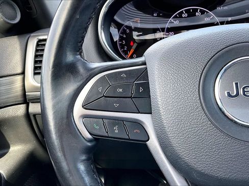Used 2020 Jeep Grand Cherokee Altitude image 18