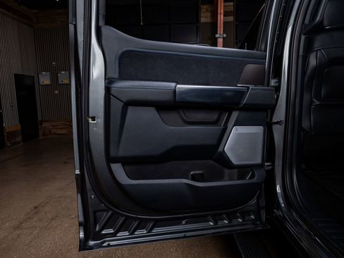 Used 2026 Ford F450 Platinum w/ FX4 Off-Road Package image 37