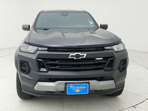 Used 2024 Chevrolet Colorado Trail Boss AWD/4WD image 2
