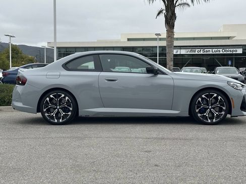 Used 2025 BMW M240i Coupe RWD image 2